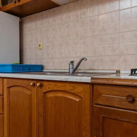 11045b Apartment Mimice