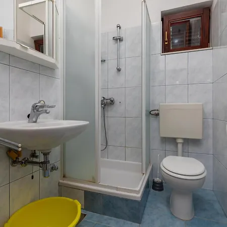 11045b Apartment *